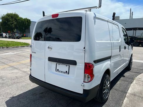 Used 2021 Nissan NV200 S w/ Back Door Glass Package image 6