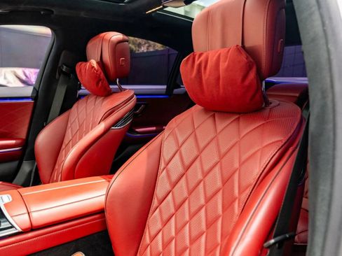 Used 2022 Mercedes-Benz S 580 4MATIC Sedan w/ Warmth & Comfort Package image 18