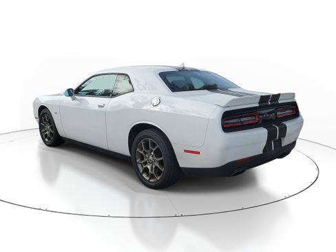 Used 2017 Dodge Challenger GT w/ Technology Group image 5