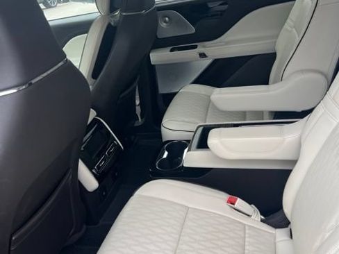 Used 2020 Lincoln Aviator Black Label w/ Dynamic Handling Package AWD/4WD image 4