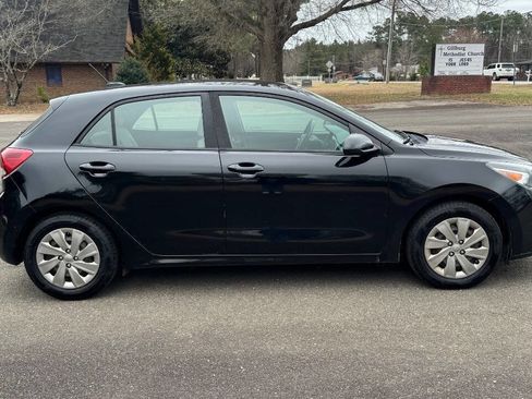 Used 2018 Kia Rio S image 9