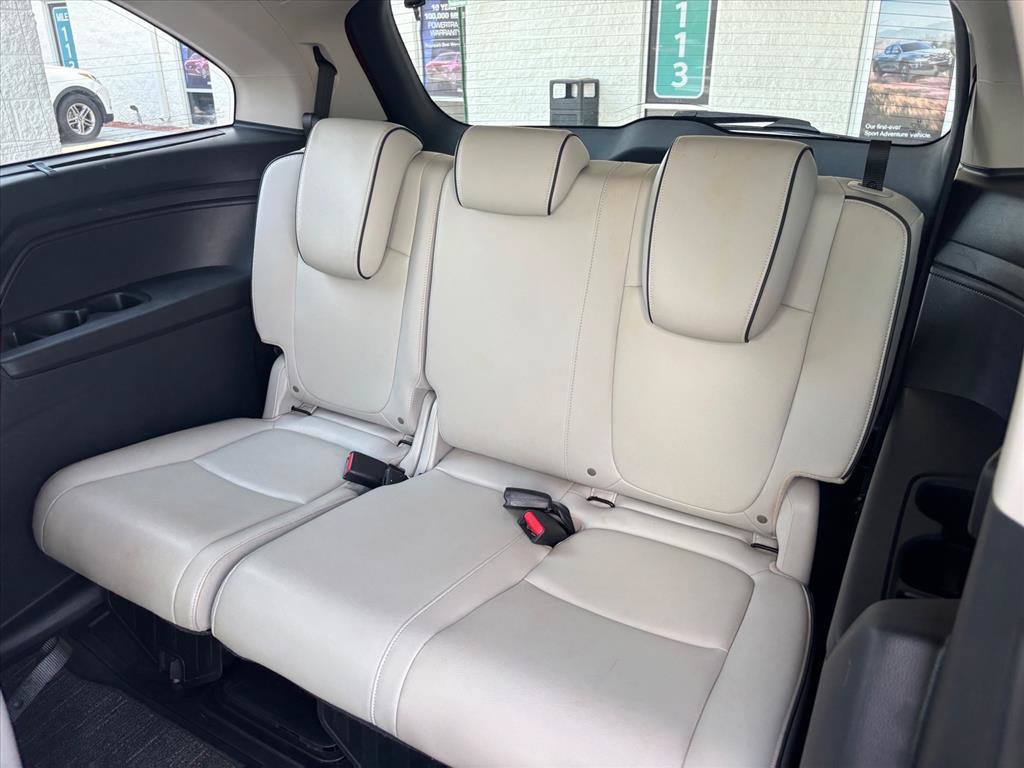 Used 2025 Honda Odyssey Touring image 12