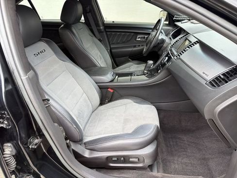 Used 2018 Ford Taurus SHO AWD/4WD image 26