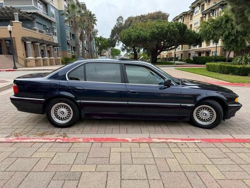 Used 2001 BMW 740iL RWD image 11