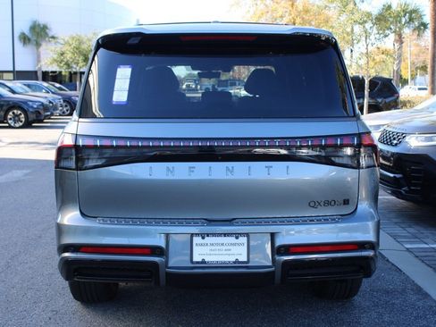 New 2026 INFINITI QX80 SPORT w/ Sport Exterior Package image 7