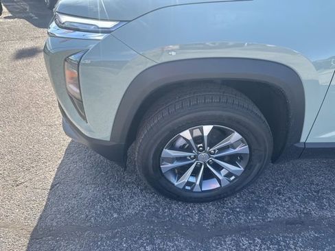 New 2026 Chevrolet Equinox LT FWD image 10