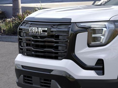 Used 2026 GMC Terrain Elevation w/ Black Edition FWD image 13