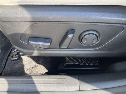 Used 2023 Hyundai Tucson Limited image 17