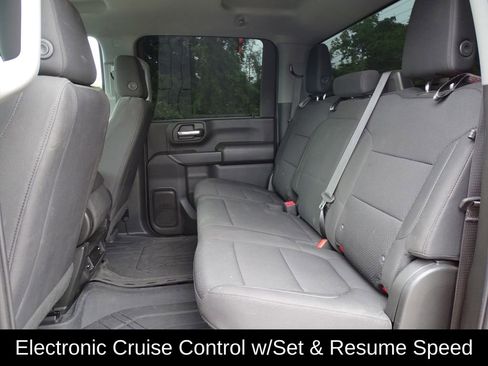 Used 2023 Chevrolet Silverado 2500 Custom w/ Gooseneck/5TH Wheel Package image 24