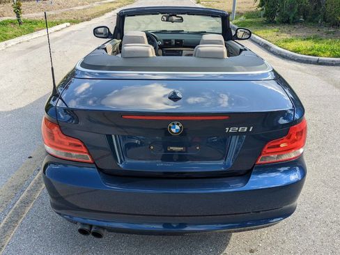 Used 2012 BMW 128i Convertible image 5