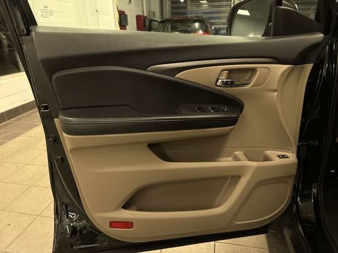 Used 2016 Honda Pilot EX-L image 33