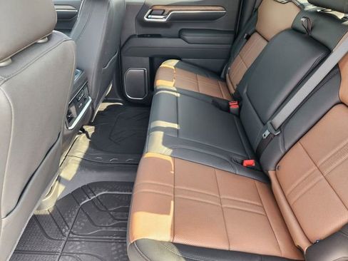 New 2026 Chevrolet Silverado 1500 High Country w/ High Country Premium Package image 21