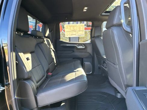 New 2026 Chevrolet Silverado 1500 High Country AWD/4WD image 14