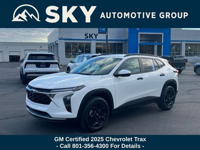 Certified 2025 Chevrolet Trax LT w/ Driver Confidence Package