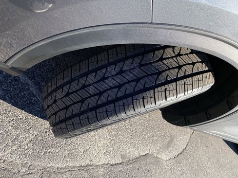 Certified 2023 Ford Escape Platinum image 47