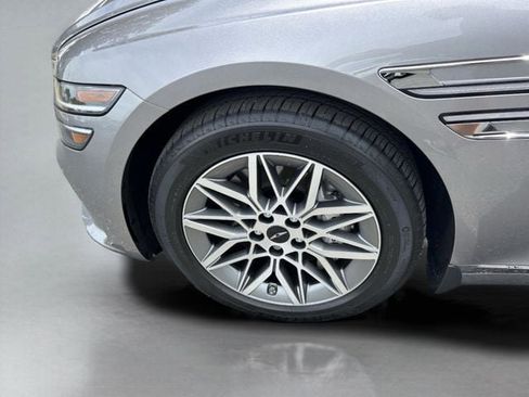 Used 2025 Genesis G80 2.5T AWD/4WD image 37
