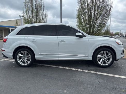 Used 2020 Audi Q7 3.0T Premium Plus w/ Premium Plus Package image 4