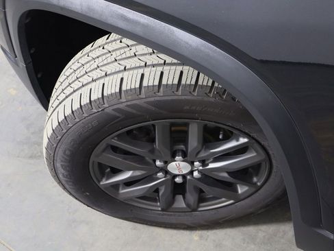 Used 2018 GMC Acadia SLT image 41