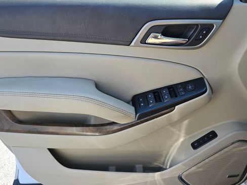 Used 2018 GMC Yukon Denali RWD image 26