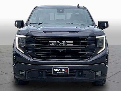 Used 2022 GMC Sierra 1500 Elevation w/ Elevation Premium Package AWD/4WD image 4