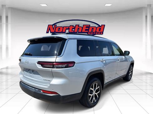 Used 2024 Jeep Grand Cherokee L Limited w/ Luxury Tech Group II image 3