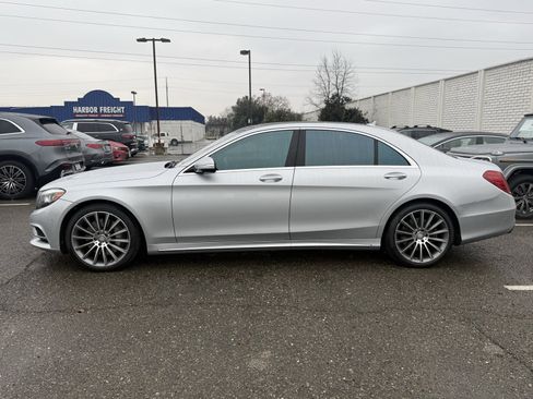 Used 2015 Mercedes-Benz S 550 Sedan image 2