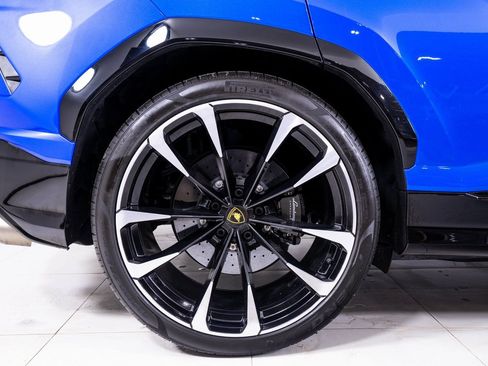 Used 2021 Lamborghini Urus image 17