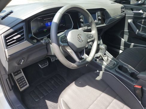 Used 2024 Volkswagen Jetta Sport FWD image 17