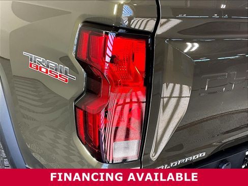 Used 2024 Chevrolet Colorado Trail Boss w/ Advanced Trailering Package AWD/4WD image 21