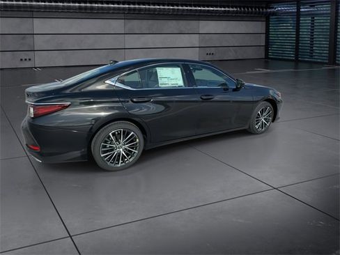 New 2025 Lexus ES 350 w/ Premium Package image 8