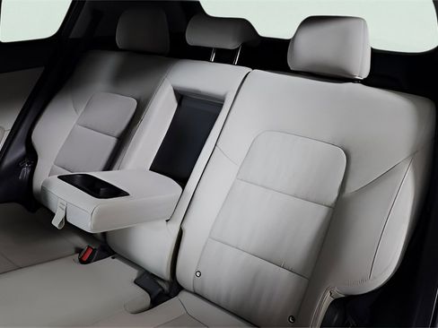 Used 2020 Kia Sportage LX image 7