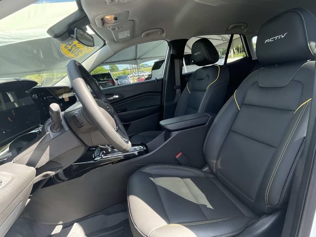 Used 2025 Chevrolet Trax ACTIV w/ Driver Confidence Package FWD image 17