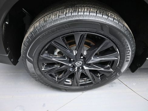 Used 2023 MAZDA CX-5 Carbon Edition image 13