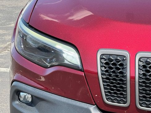 Used 2020 Jeep Cherokee Trailhawk w/ Cold Weather Group AWD/4WD image 4