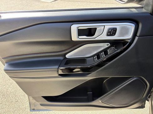 Used 2023 Ford Explorer ST w/ Equipment Group 401A image 11