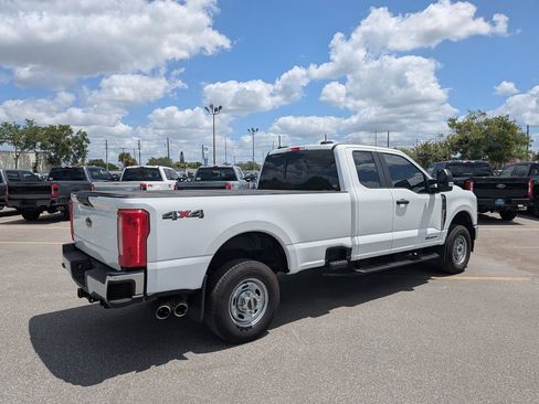 Used 2025 Ford F350 XL w/ XL Chrome Package image 7