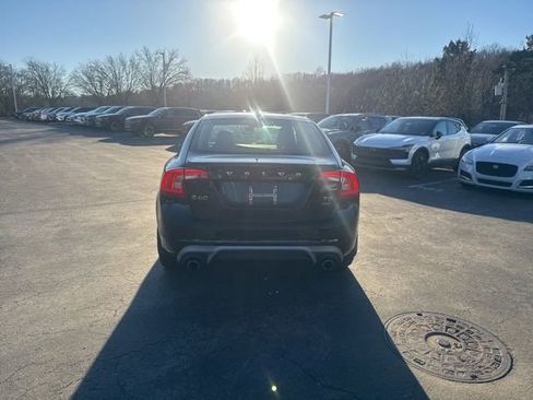 Used 2018 Volvo S60 T5 Dynamic w/ Protection Package image 5