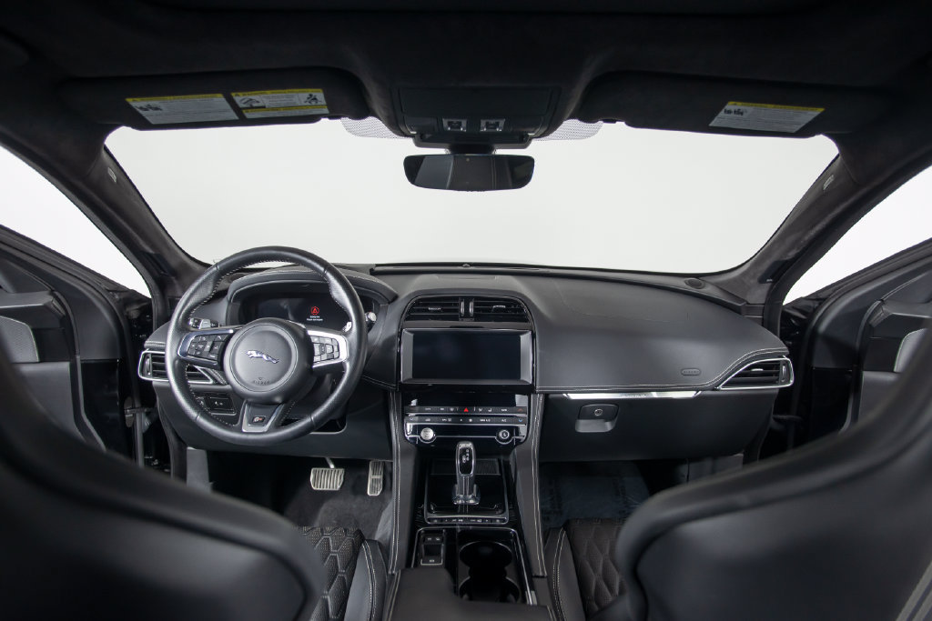 Used 2020 Jaguar F-PACE SVR AWD/4WD image 28