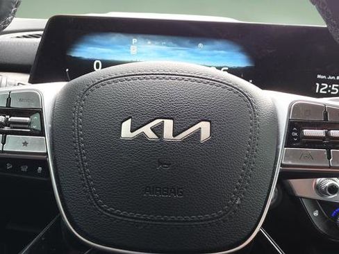 Used 2024 Kia Telluride SX X-Line AWD/4WD image 14