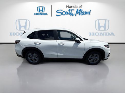 New 2027 Honda HR-V LX image 8