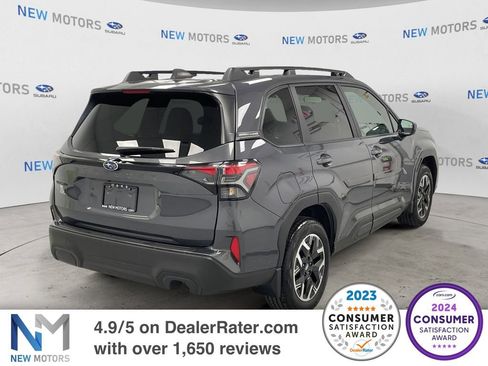 New 2025 Subaru Forester Premium image 4