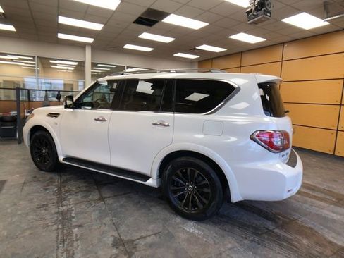 Used 2019 Nissan Armada Platinum w/ Captain's Chairs Package image 5