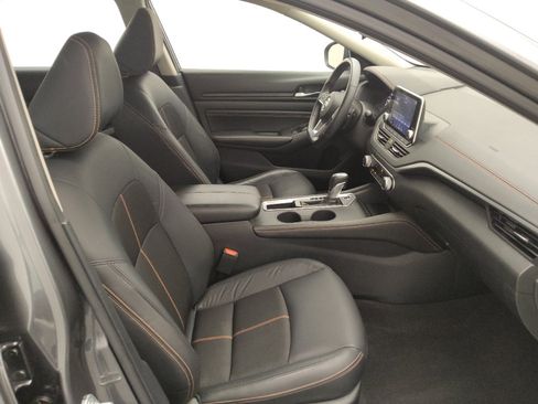 Used 2022 Nissan Altima 2.5 SR FWD image 21