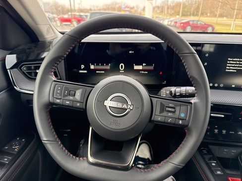 New 2026 Nissan Kicks SR image 13