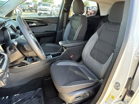Certified 2023 Chevrolet TrailBlazer LT w/ Convenience Package FWD image 26