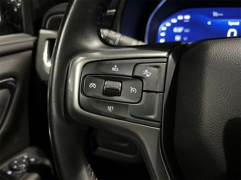 Used 2023 Chevrolet Suburban LT image 27