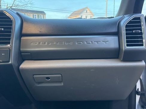 Used 2018 Ford F250 XLT image 33