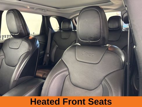 Used 2021 Jeep Cherokee Limited image 12