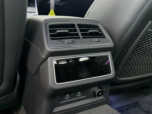 New 2025 Audi S6 Premium Plus image 26