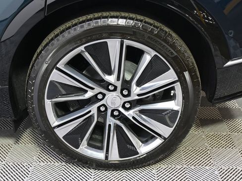 New 2025 Cadillac Lyriq Luxury w/ Nappa Leather Package image 20